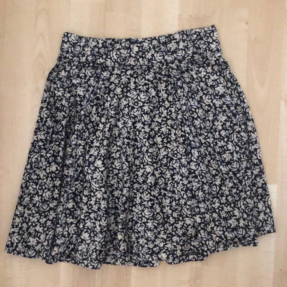 Hollister Skirt